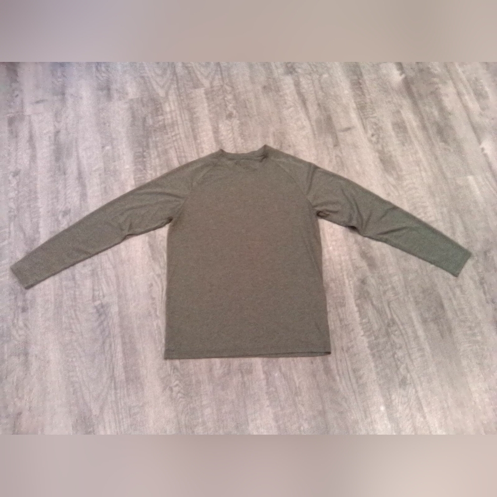 Longsleaded top